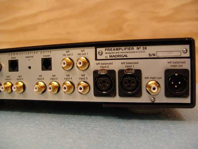 MARK LEVINSON No. 38 4