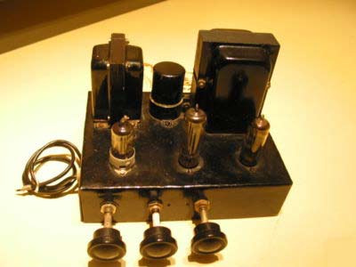Mullard Valve Amplifier 3-3
