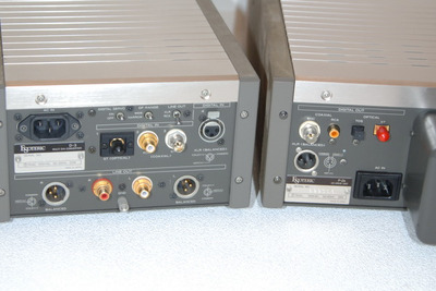 Esoteric P-2s / D-3 Transport + DAC 3