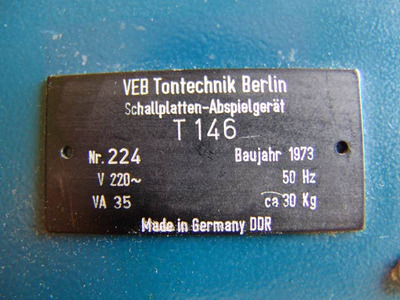 VEB Tontechnik Schallplatten-Abspielgerat T 146 7