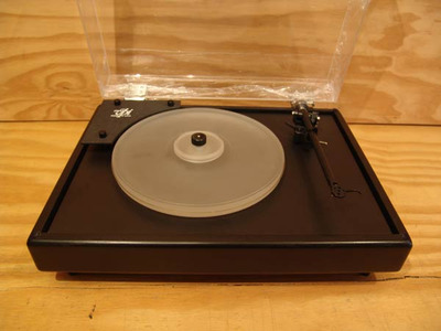 V.P.I. HW-19 Junior